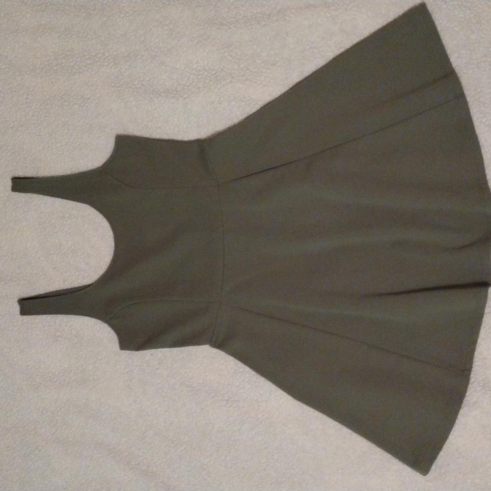 H&M Divided Fit to Flare Dress. Size 10